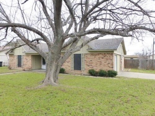 1700 Brookhaven St, Cleburne, TX 76033