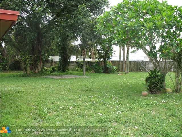 6272 NW 15TH CT, Pompano Beach, FL 33063