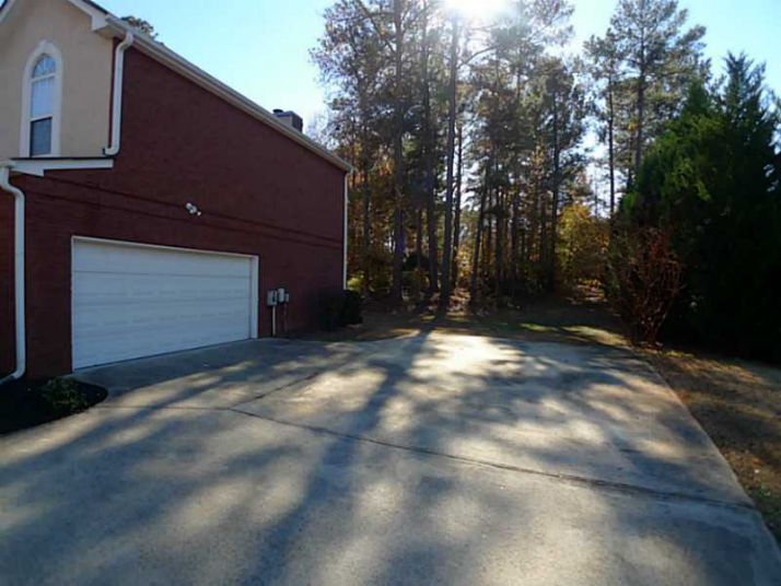 3026 Kesmond Drive, Conyers, GA 30094