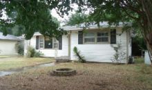 1611 Elizabeth St Gainesville, TX 76240