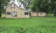 1039 Waubeek Rd Central City, IA 52214