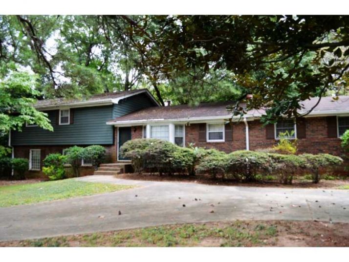 1213 W Nancy Creek Drive Ne, Atlanta, GA 30319