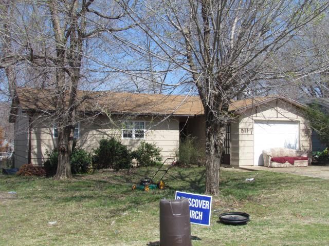 511 E. 5th Place, Grove, OK 74344