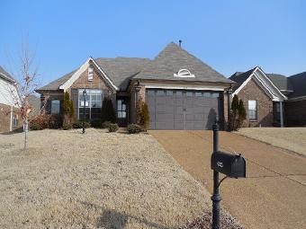 425 Green Willow Cv, Oakland, TN 38060