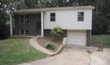 17 Walker Ln Valley Park, MO 63088