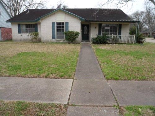 306 Una Dr, Deer Park, TX 77536