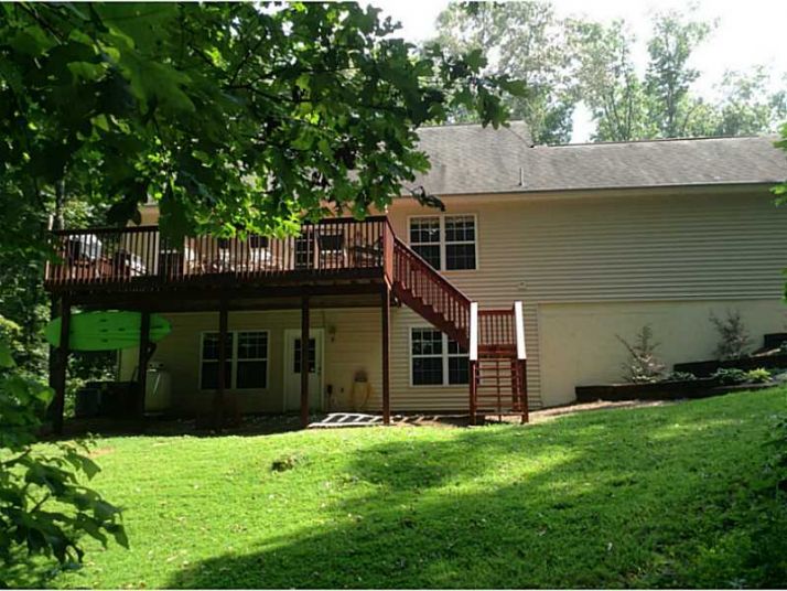 211 White Oak Lane, Dahlonega, GA 30533