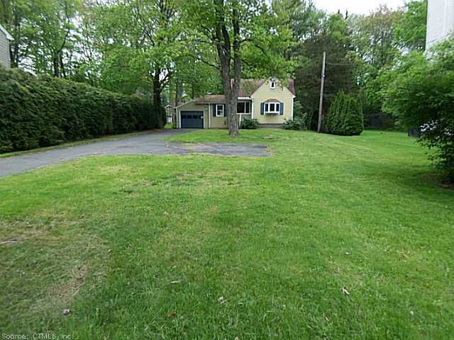 32 Junior Rd, Farmington, CT 06032