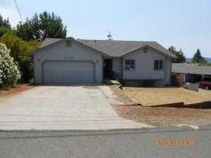 19015 Ravenhill Rd, Hidden Valley Lake, CA 95467