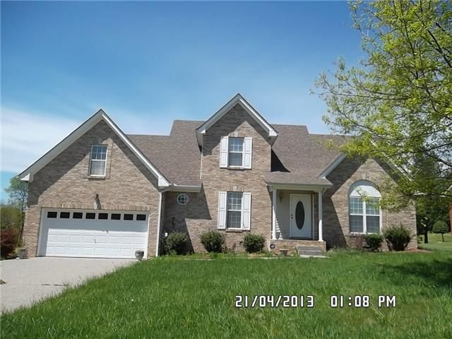 2055 Bon Dr, Greenbrier, TN 37073