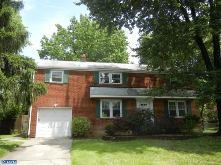 135 Devonshire Rd, Wilmington, DE 19803