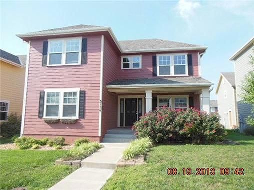 Sw Gardenia St, Lees Summit, MO 64081