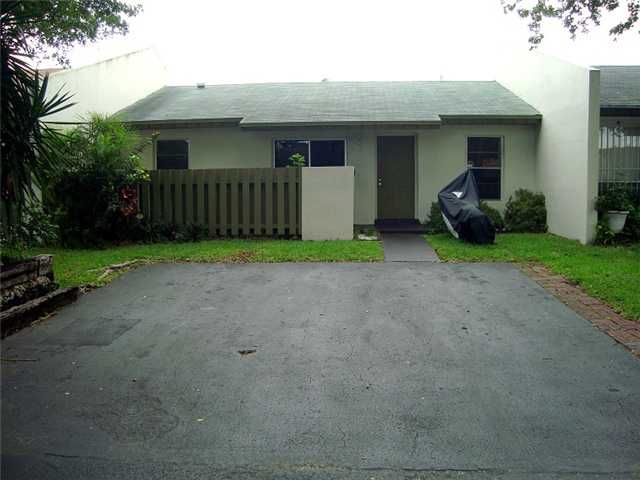 12276 SW 116 LN # 12276, Miami, FL 33186