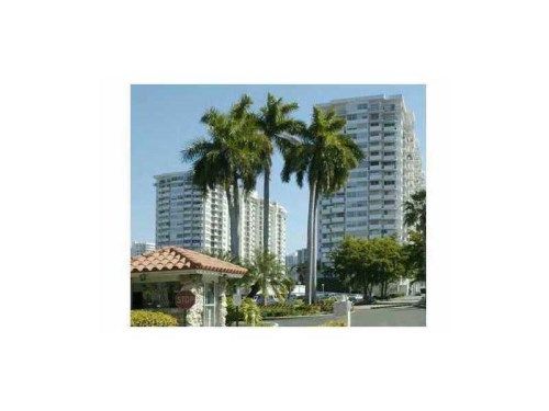 18031 BISCAYNE BL # 202-3, North Miami Beach, FL 33160