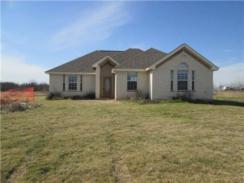 1069 Riley Road, Axtell, TX 76624