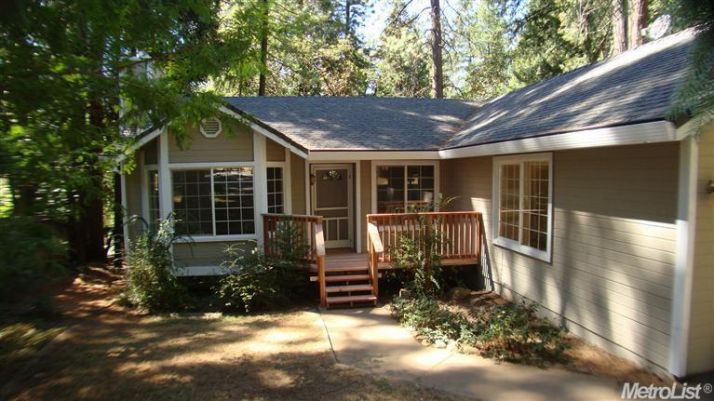 12645 Valley View Rd, Nevada City, CA 95959