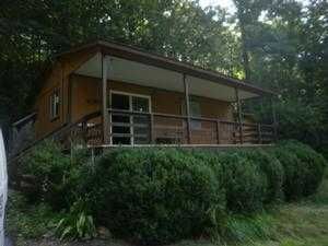 223 Crystal Cove Rd, Franklin, NC 28734