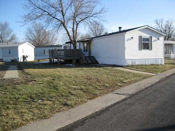 1199 E. Santa Fe # 272, Gardner, KS 66030