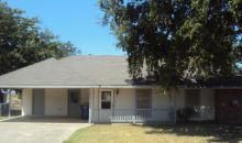 676 Nunnalee Ave Van Alstyne, TX 75495