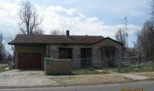 108 Vine St Charleston, MO 63834