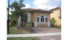 2528 NE 41 AV Homestead, FL 33033