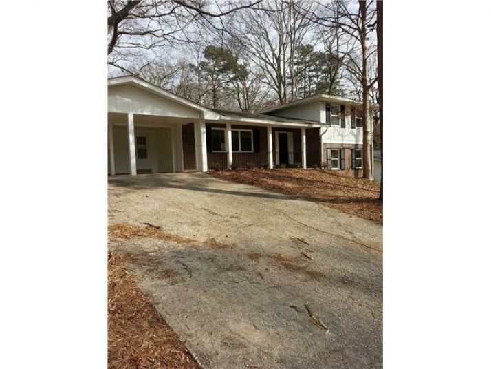 1367 Idlewood Road, Tucker, GA 30084