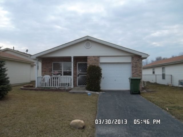 14028 Whipple St, Blue Island, IL 60406