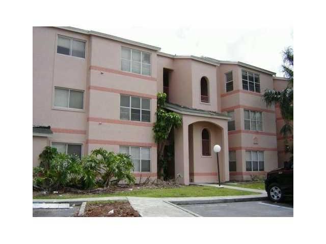 3390 PINEWALK DR # 1033, Pompano Beach, FL 33063