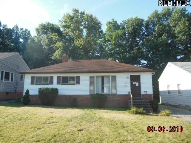 3431 Winthrop Dr, Cleveland, OH 44134