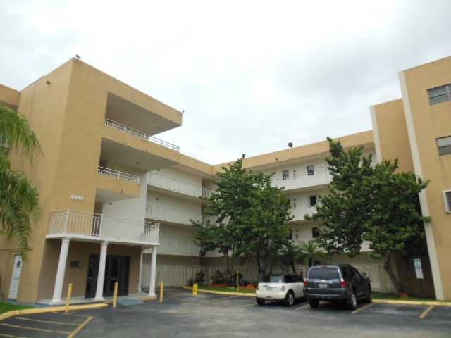 8425 NW 8 ST # 106, Miami, FL 33126