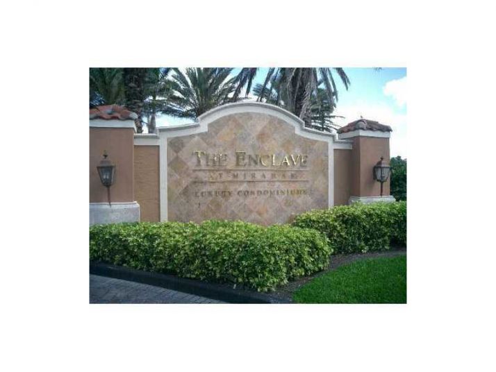 2113 RENAISSANCE BL # 202, Hollywood, FL 33025