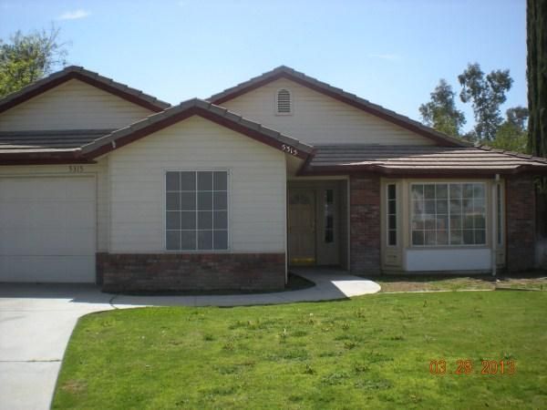 5315 Sunburst Ct, Bakersfield, CA 93313