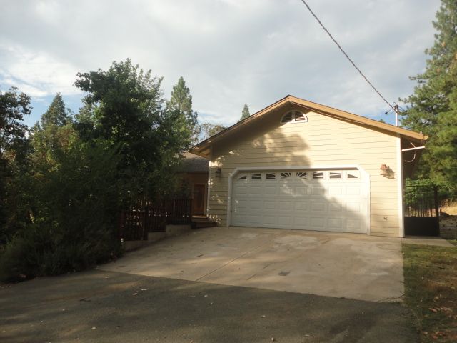 24835 Buckhorn Ridge Road, Pioneer, CA 95666