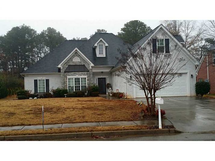 1722 Central Park Loop, Morrow, GA 30260