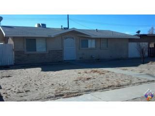 2140 Orange St, Rosamond, CA 93560