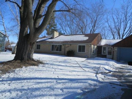 W156n7840 Pilgrim Rd, Menomonee Falls, WI 53051