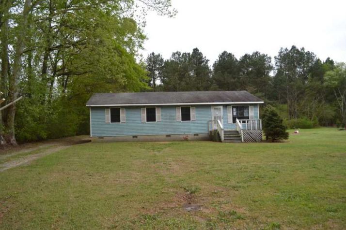 15940 Lamar Ave, Laurinburg, NC 28352