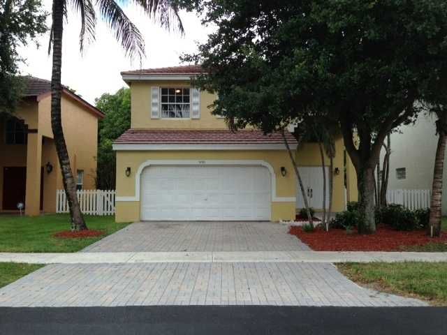 5740 S SABLE CR, Pompano Beach, FL 33063