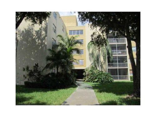 7010 MIAMI GARDENS DR # 5-511, Hialeah, FL 33015