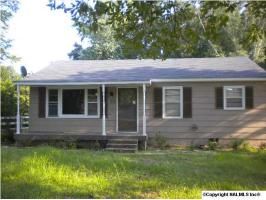 606 Curry Street, Hartselle, AL 35640