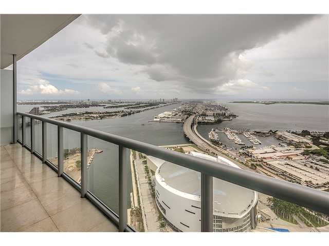 888 BISCAYNE BL # 4905, Miami, FL 33132