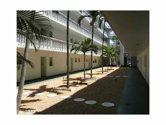 410 SE 2ND ST # 422, Hallandale, FL 33009