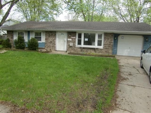 507 Ash Ct, Schaumburg, IL 60193