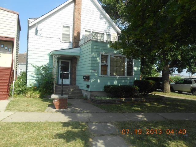 12823 S Hoyne, Blue Island, IL 60406