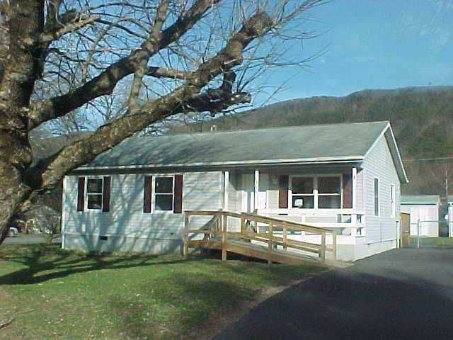 1368 Maple Ave, Buena Vista, VA 24416