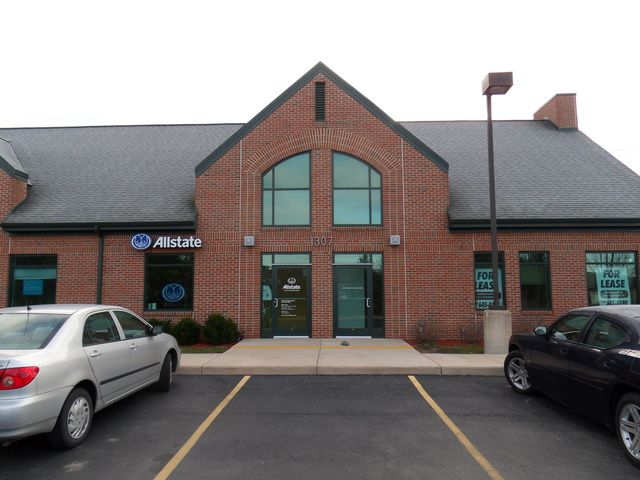 1301 S Main St, Chelsea, MI 48118