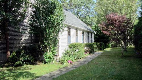 2 Meadowspring Dr, South Dennis, MA 02660