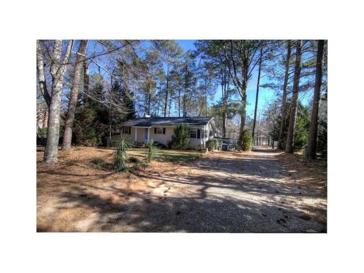 7830 Floyd Lane, Gainesville, GA 30506