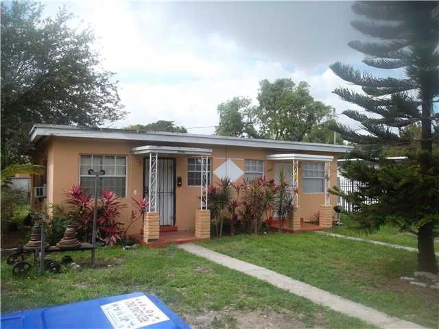 1446 NW 39 ST, Miami, FL 33142