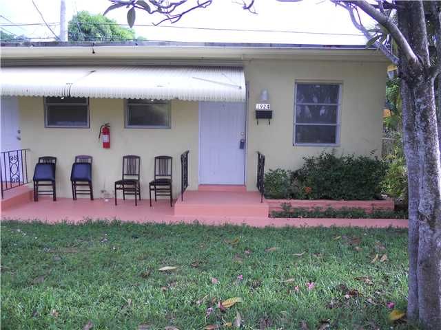 1924 BUCHANAN ST, Hollywood, FL 33020